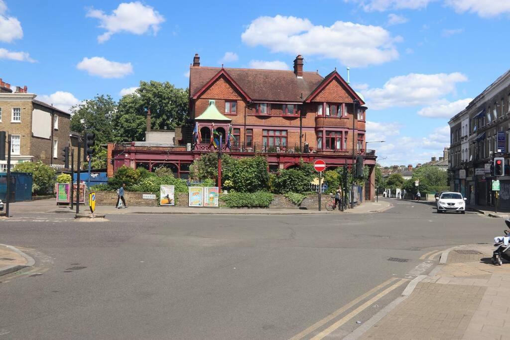 Qties Luxury Home ロンドン エクステリア 写真
